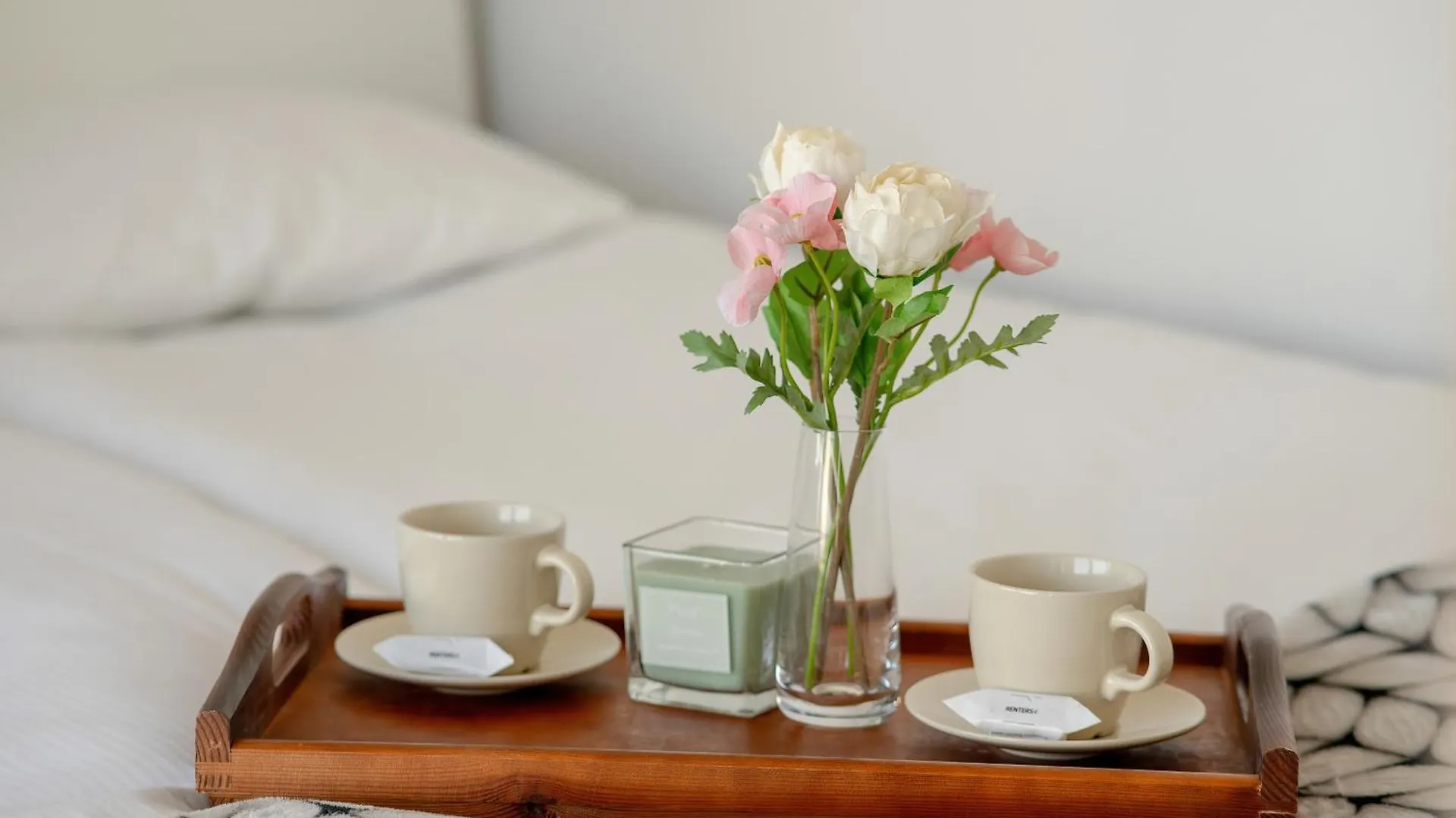 Apartment With Balcony And Parking By Noclegi Renters Krakow