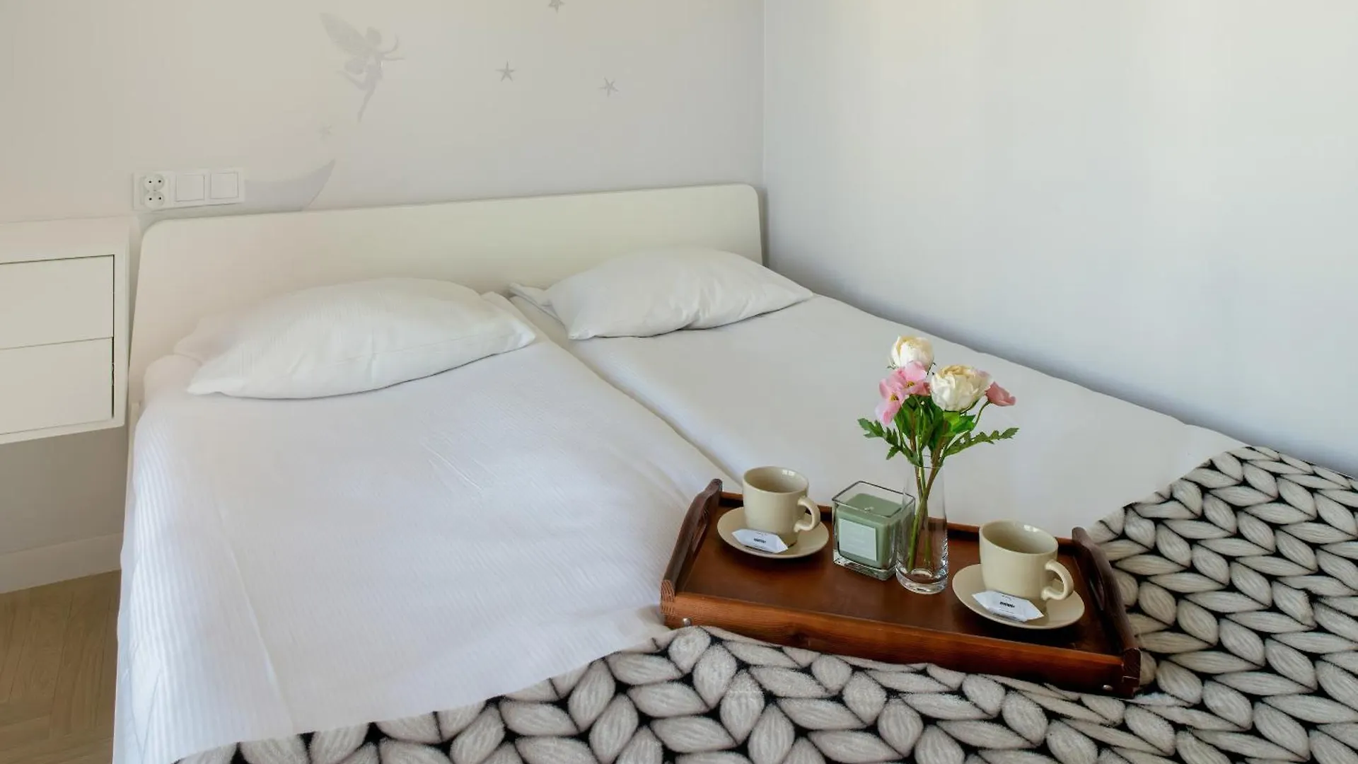 Apartment With Balcony And Parking By Noclegi Renters Krakow