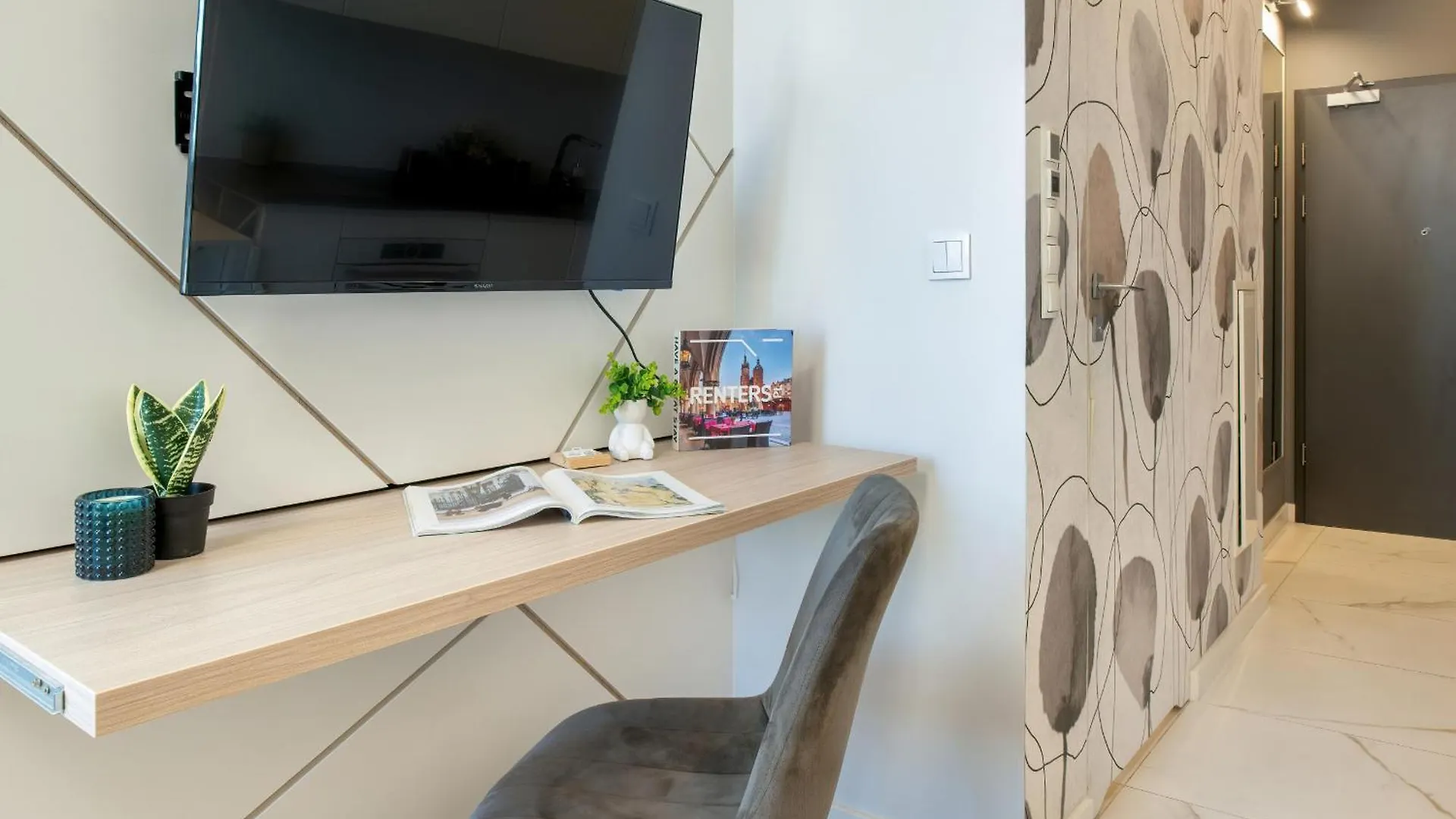 Apartment With Balcony And Parking By Noclegi Renters Krakow Poland